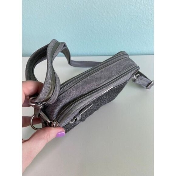 Baggallini Grey Adjustable Crossbody Bag Purse‎ - Picture 2 of 10